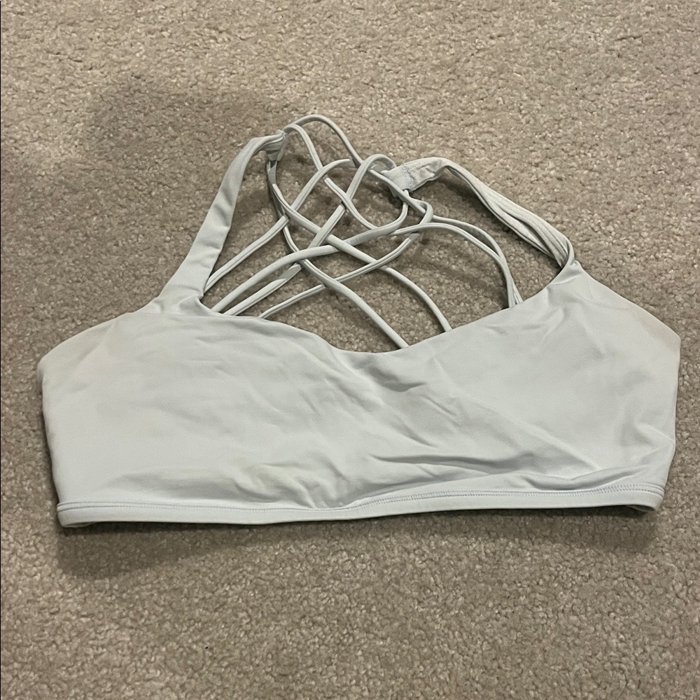 Lululemon Women's Strappy Back Bralette